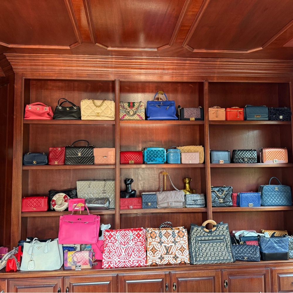 Elegant Blue Handbag